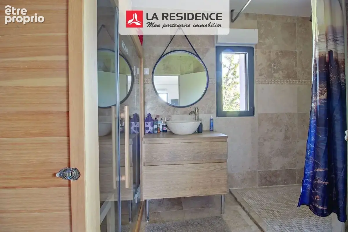Maison 122 m² à Saint-Etienne-Du-Rouvray  - photo 6