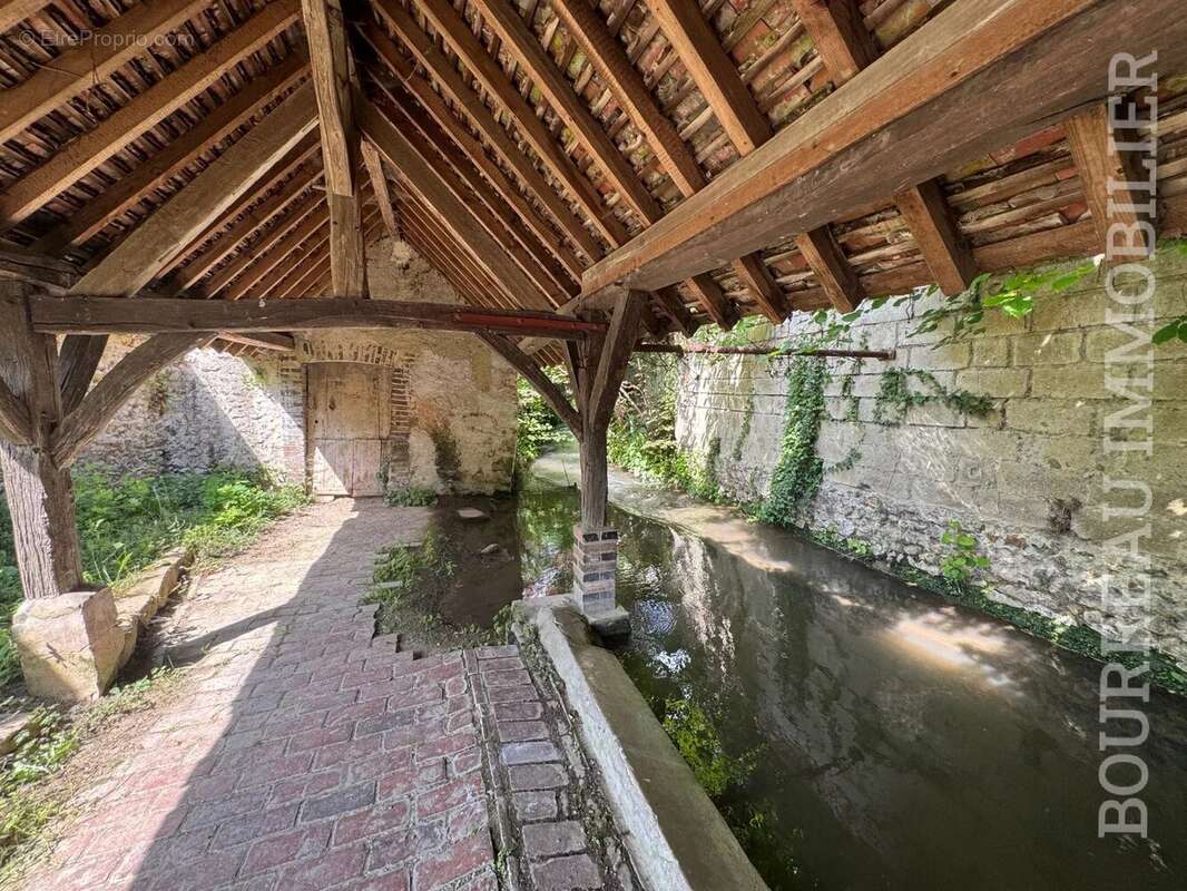 Maison à CEZY