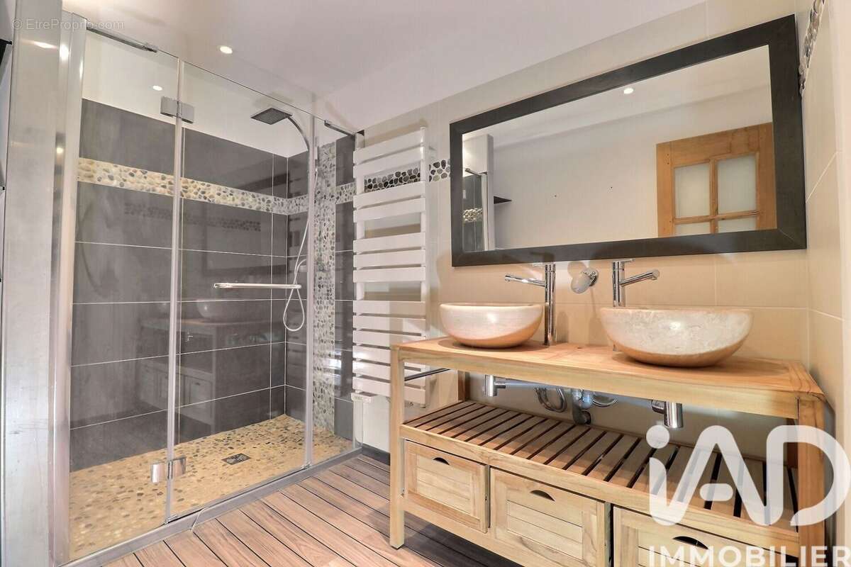 Photo 4 - Maison à REVEST-DU-BION