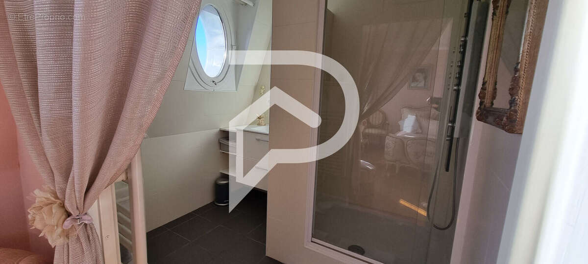 Appartement à LIMEIL-BREVANNES