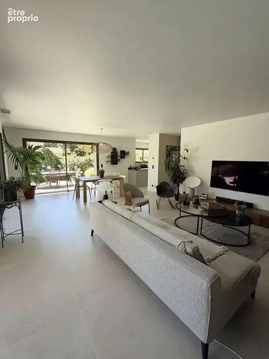Maison 154 m² à Soulac-Sur-Mer  - photo 3