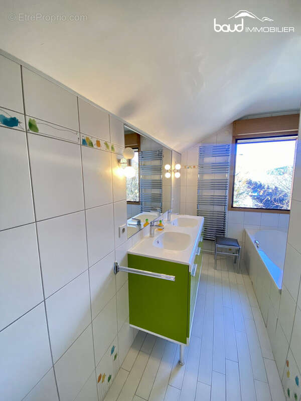 Maison 212 m² à Lans-En-Vercors  - photo 8
