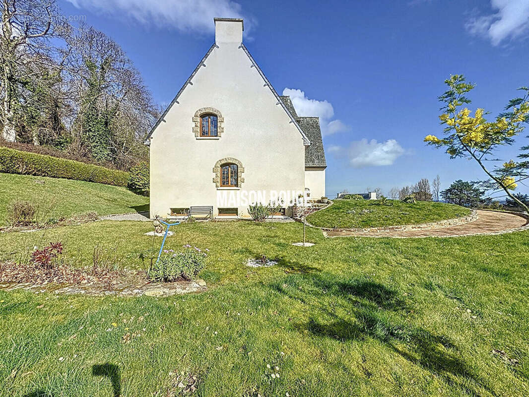 Maison à PLOUBAZLANEC
