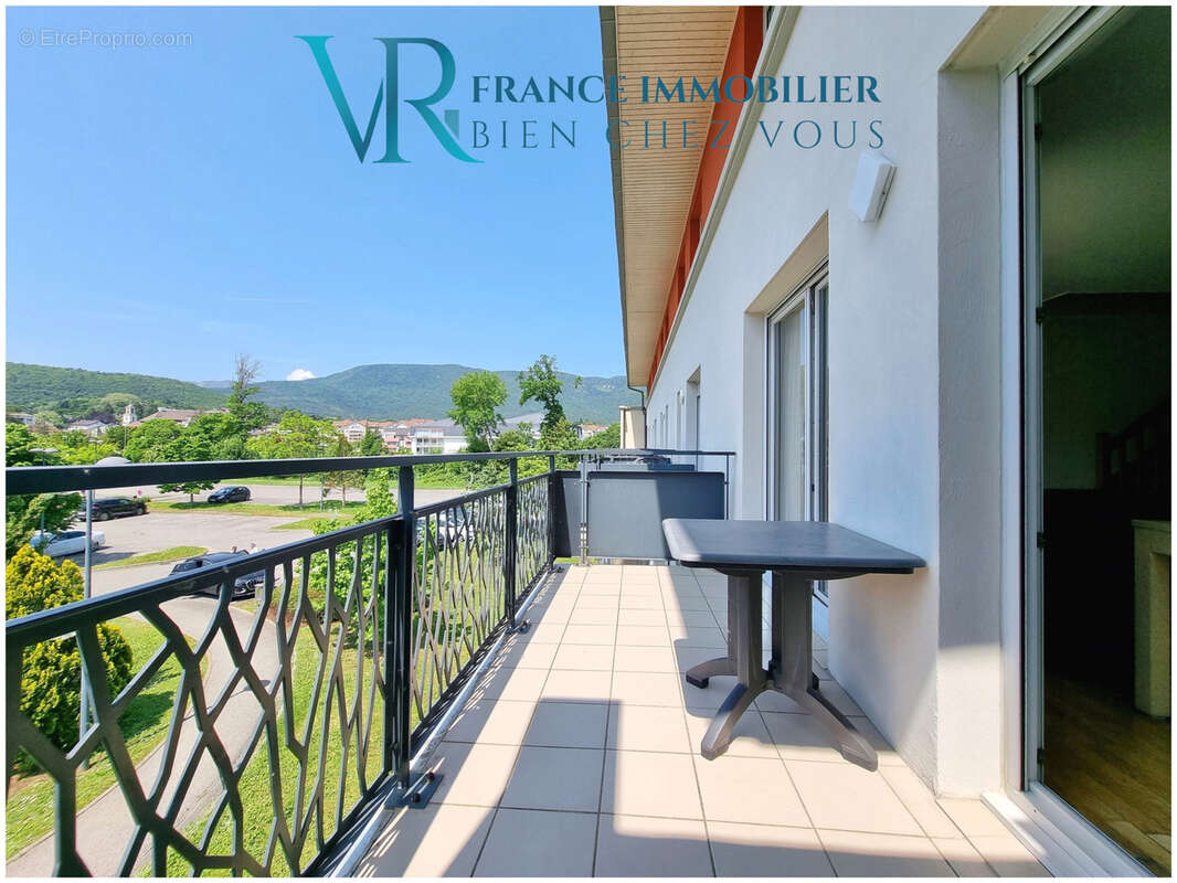 Appartement 3 pieces (t3) duplex 74 m2   meublé & hors bail commercial - photo 2