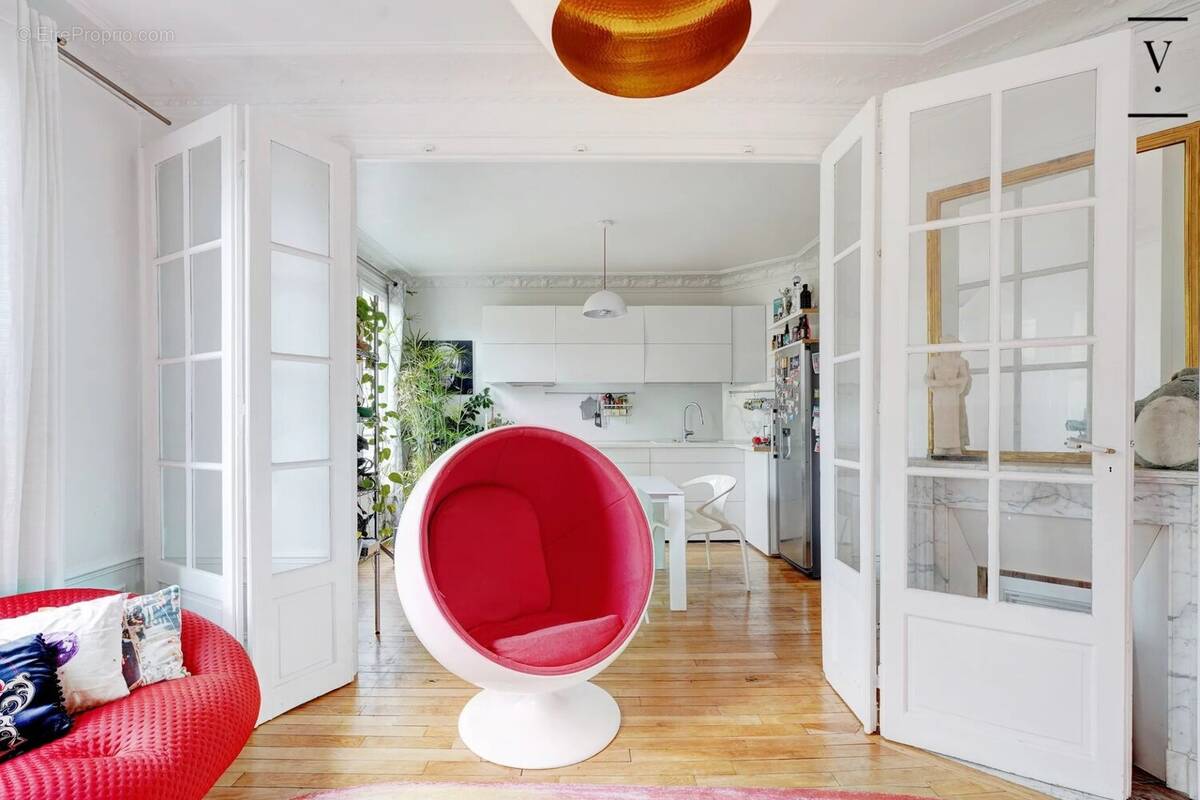 Appartement à PARIS-20E