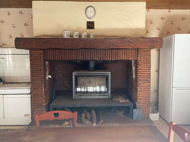 Maison à SAINT-PAUL-DE-SERRE