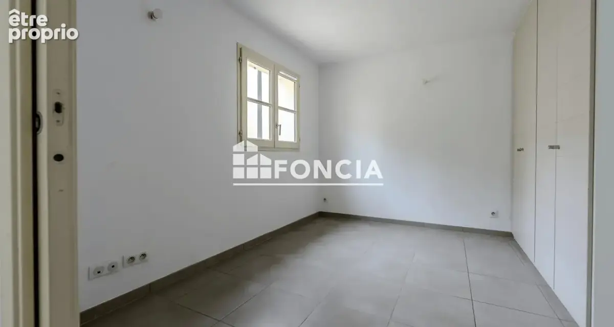 Exclusivité FONCIA, T2 rez-de-chaussée, 34.48 m2 habitables, centre historique - photo 6