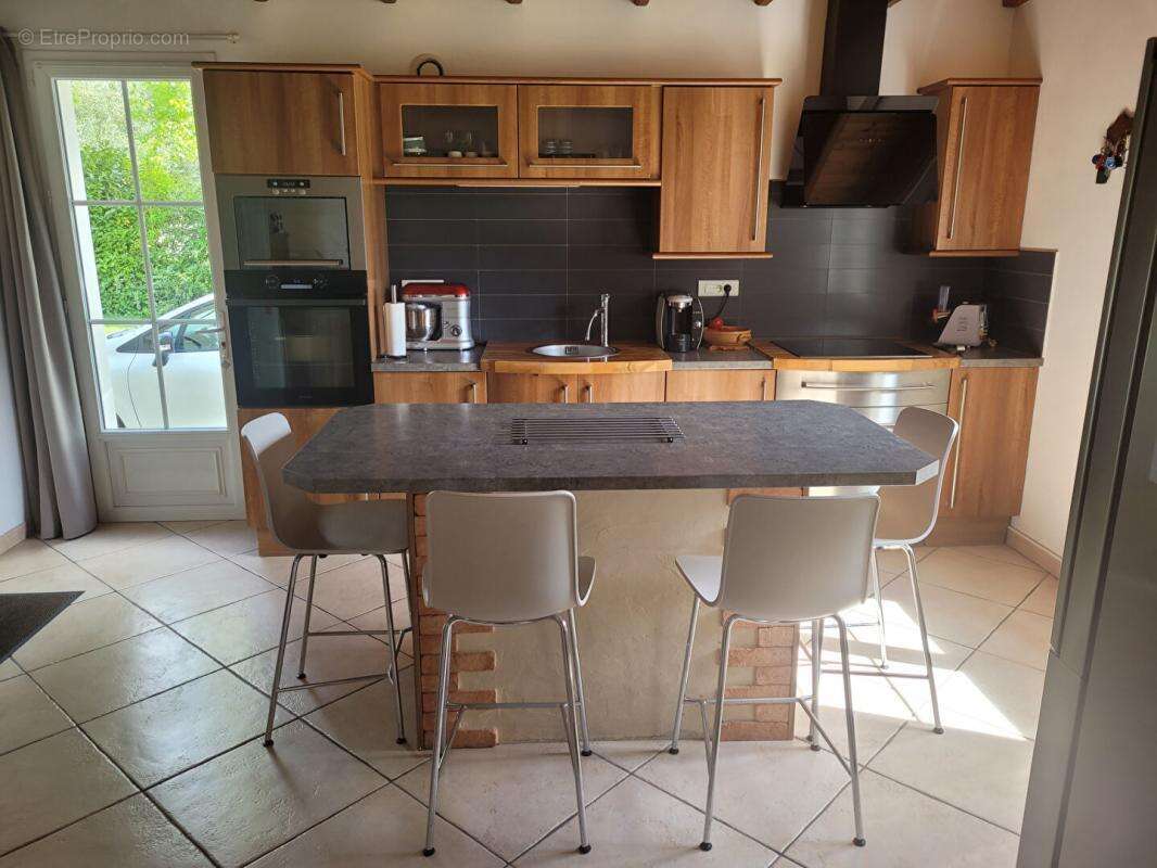 Maison à FONTENAY-LE-COMTE