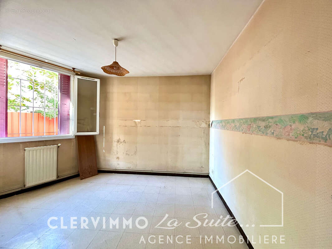 Appartement à MARSEILLE-14E