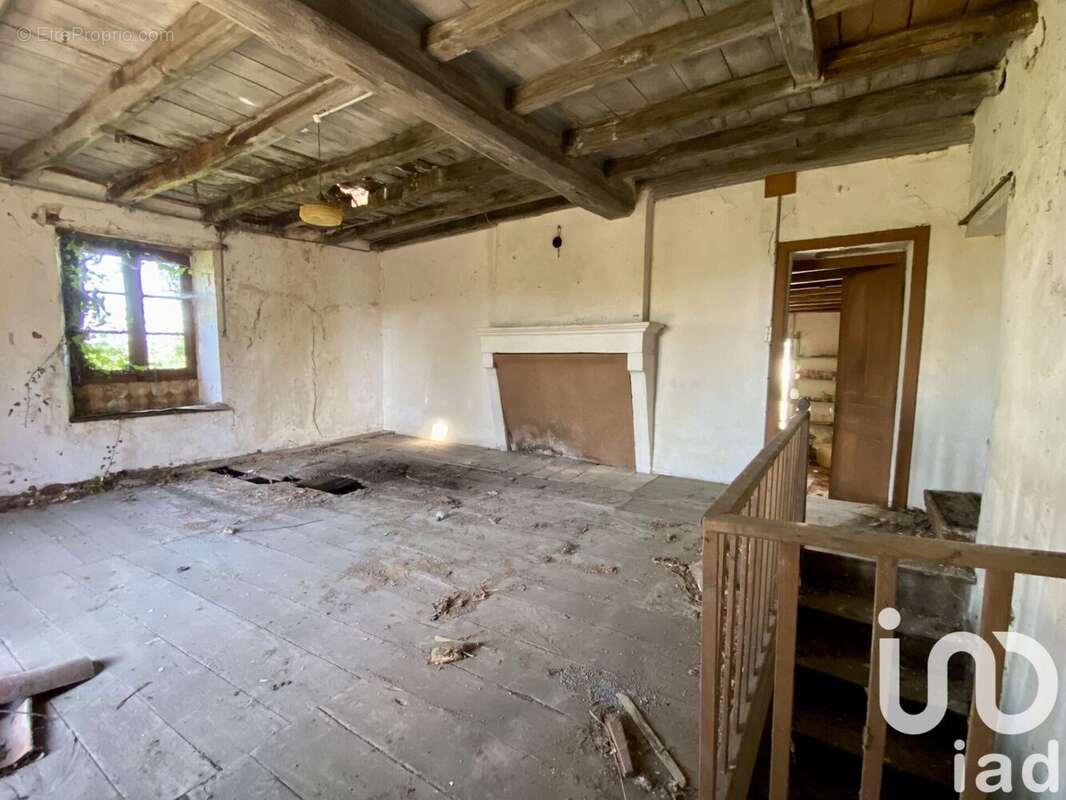 Photo 8 - Maison à MERVENT