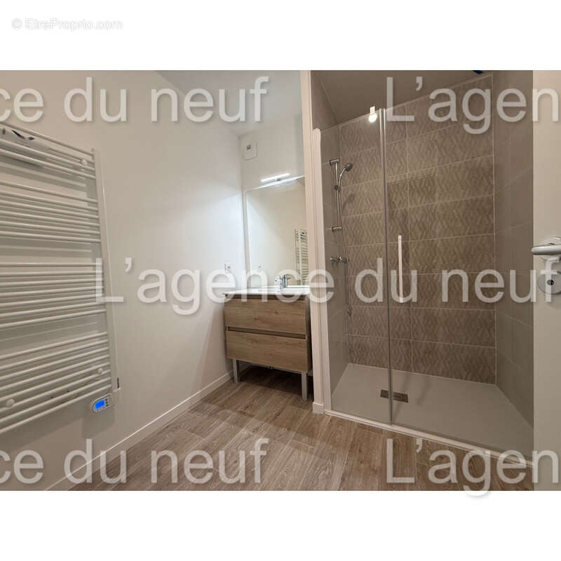 Appartement à FLEURY-SUR-ORNE