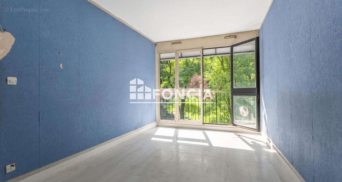 Appartement à GRIGNY