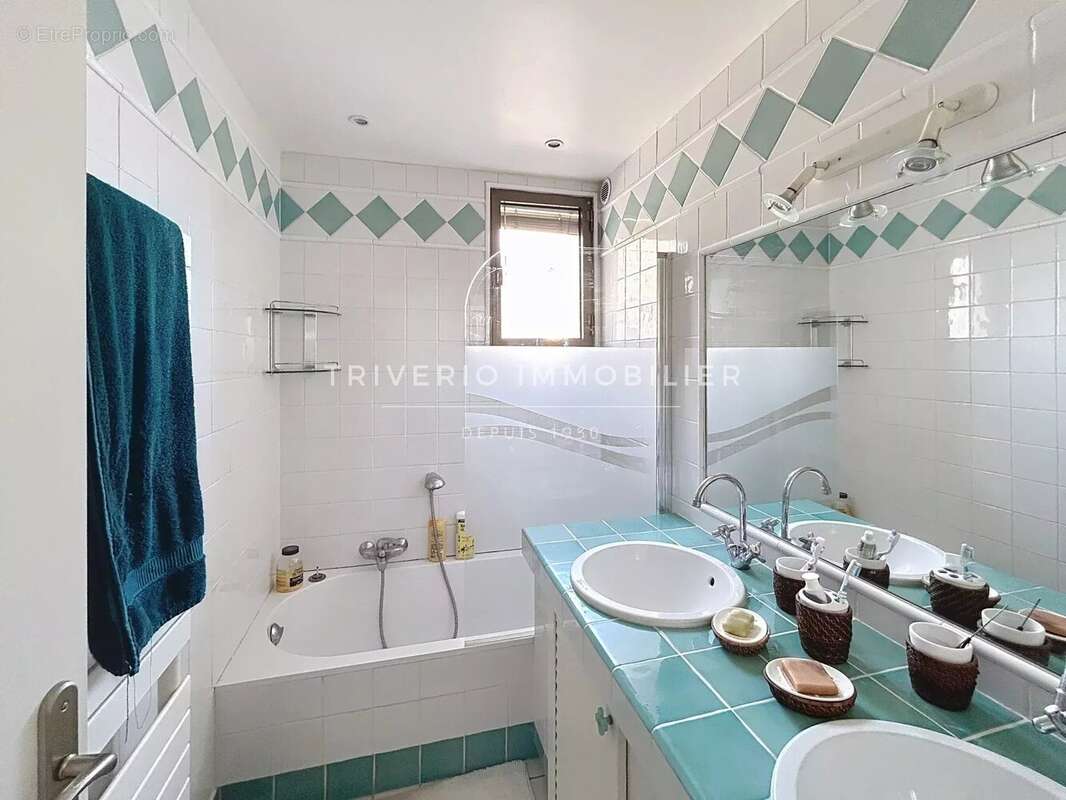 Appartement à VILLENEUVE