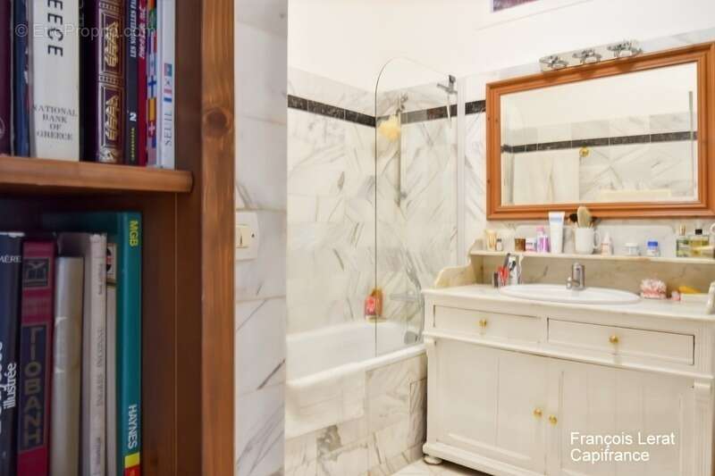 Duplex à vendre 5 pièces SAINT CLOUD (92) - Duplex de 97,05 m² avec cour privative de 45 m² – Saint-Cloud, quartier du Val d'Or  - photo 13