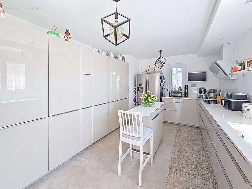 Maison à SIX-FOURS-LES-PLAGES