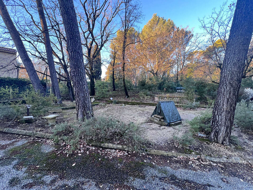 Appartement à GREASQUE