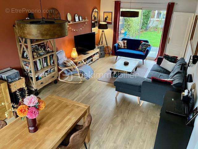 Maison à SAINT-MARTIN-BOULOGNE