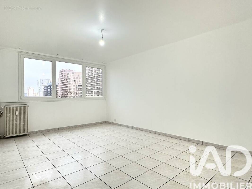 Photo 1 - Appartement à BOBIGNY