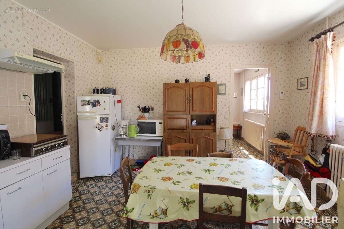 Maison 128 m² à Saint-Fargeau-Ponthierry  - photo 3