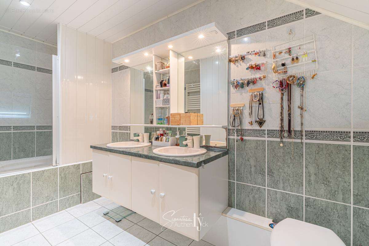 Maison 101 m² à Limoges  - photo 5