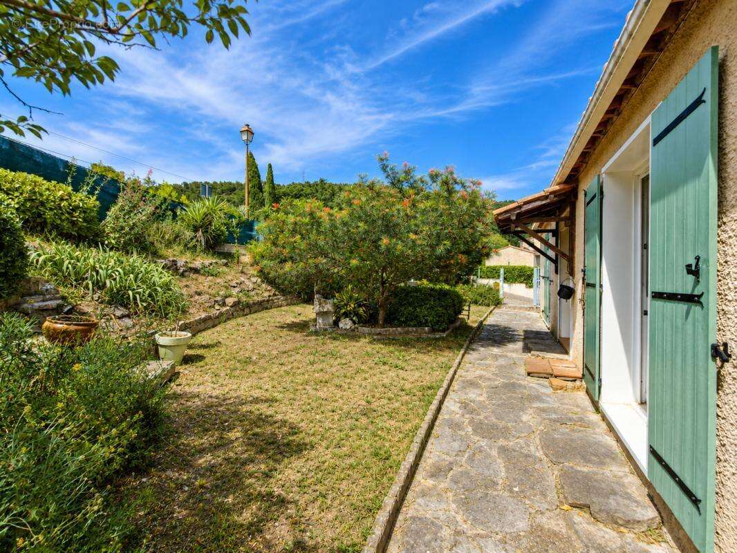 Maison à LA MOTTE