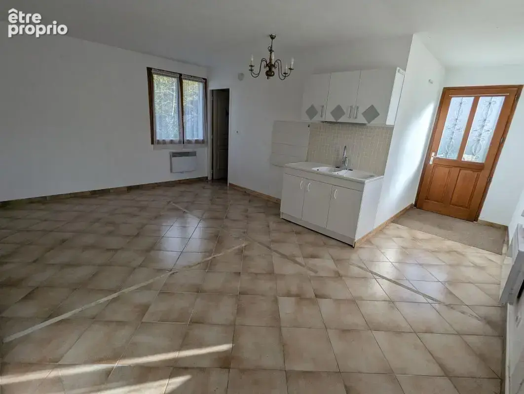 125 m² : maison principale 85 m² + son habitation secondaire 40 m², a vendre a couloisy (60350) - - photo 9