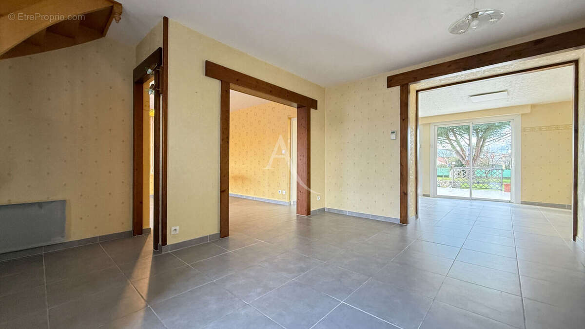 Maison à BELLEVILLE-SUR-VIE