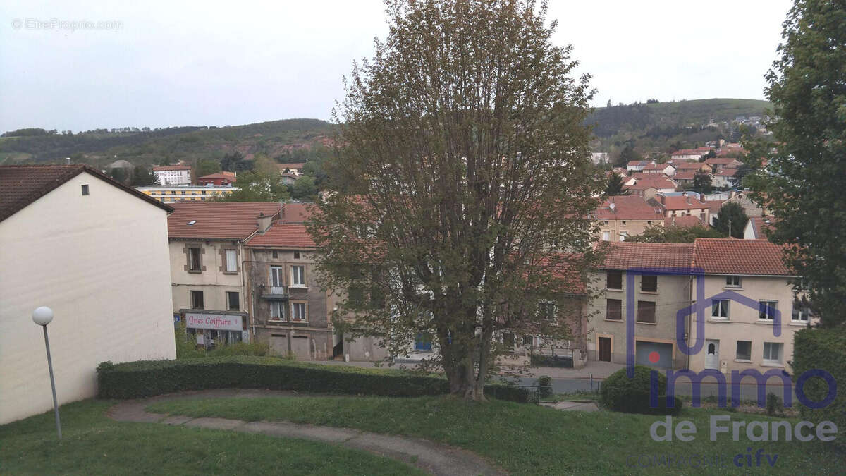 Appartement à LA RICAMARIE