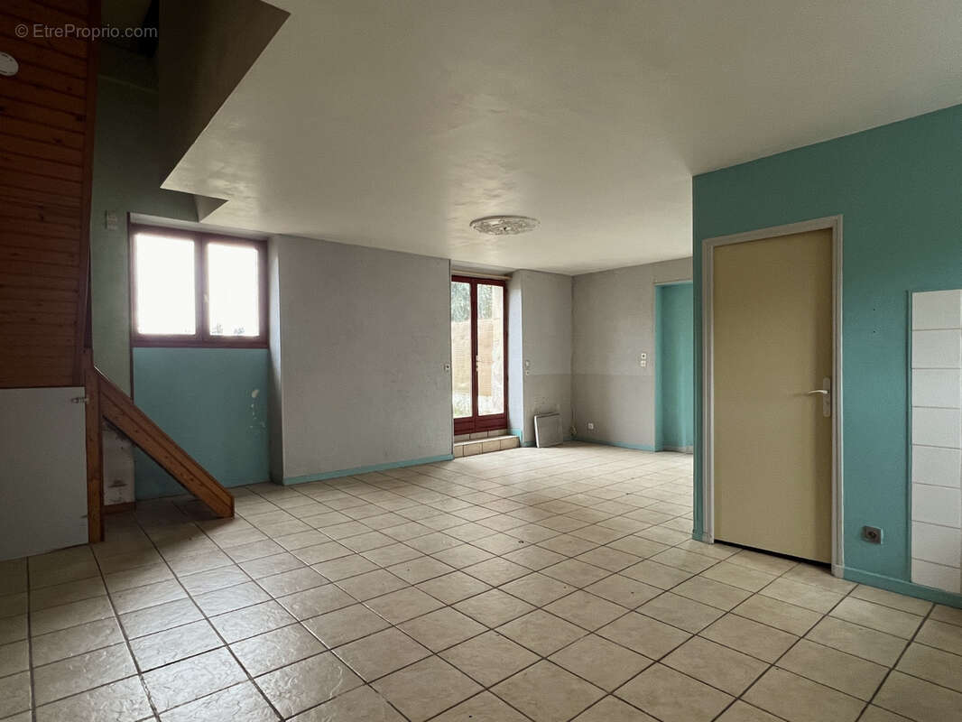 Maison à USSEAU