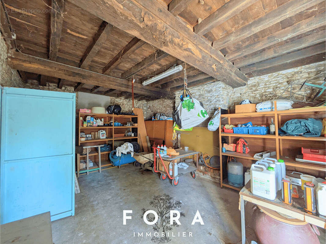 Maison à CONDE-SUR-NOIREAU