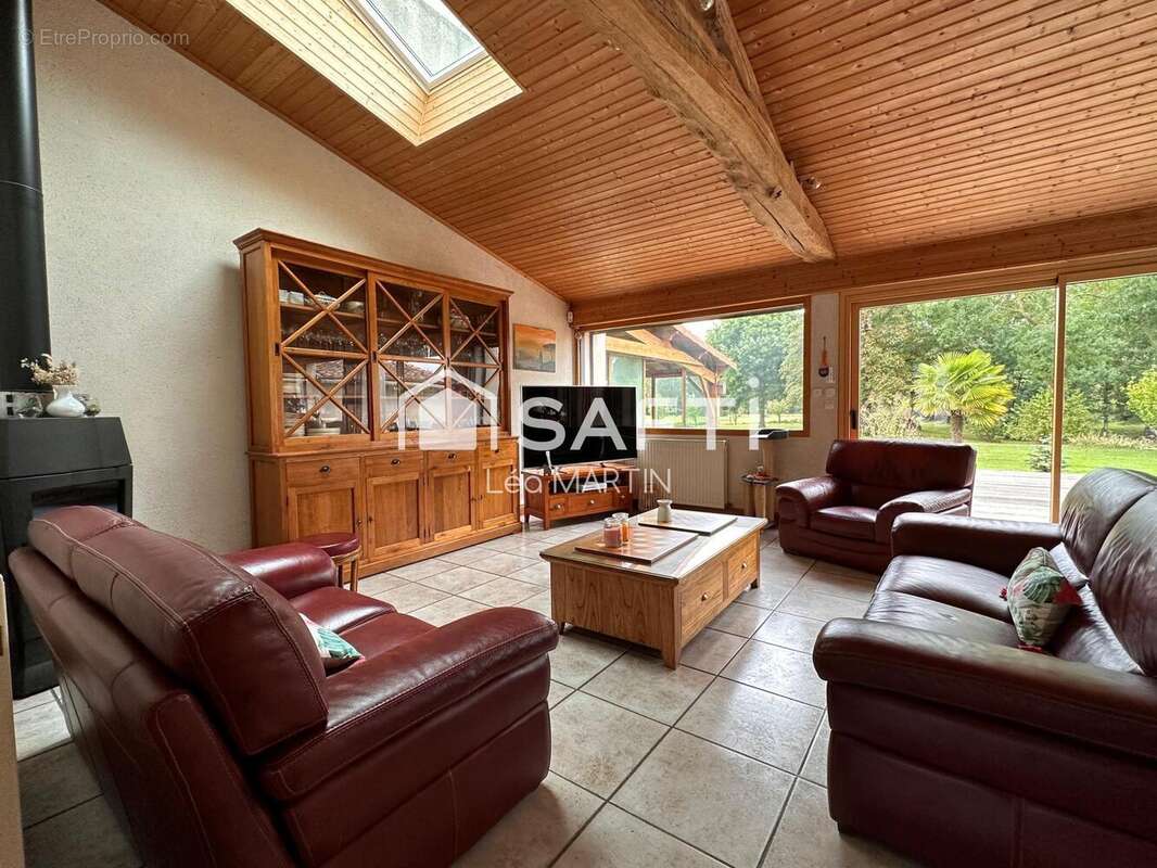 Photo 6 - Maison à SAINT-MACAIRE-EN-MAUGES