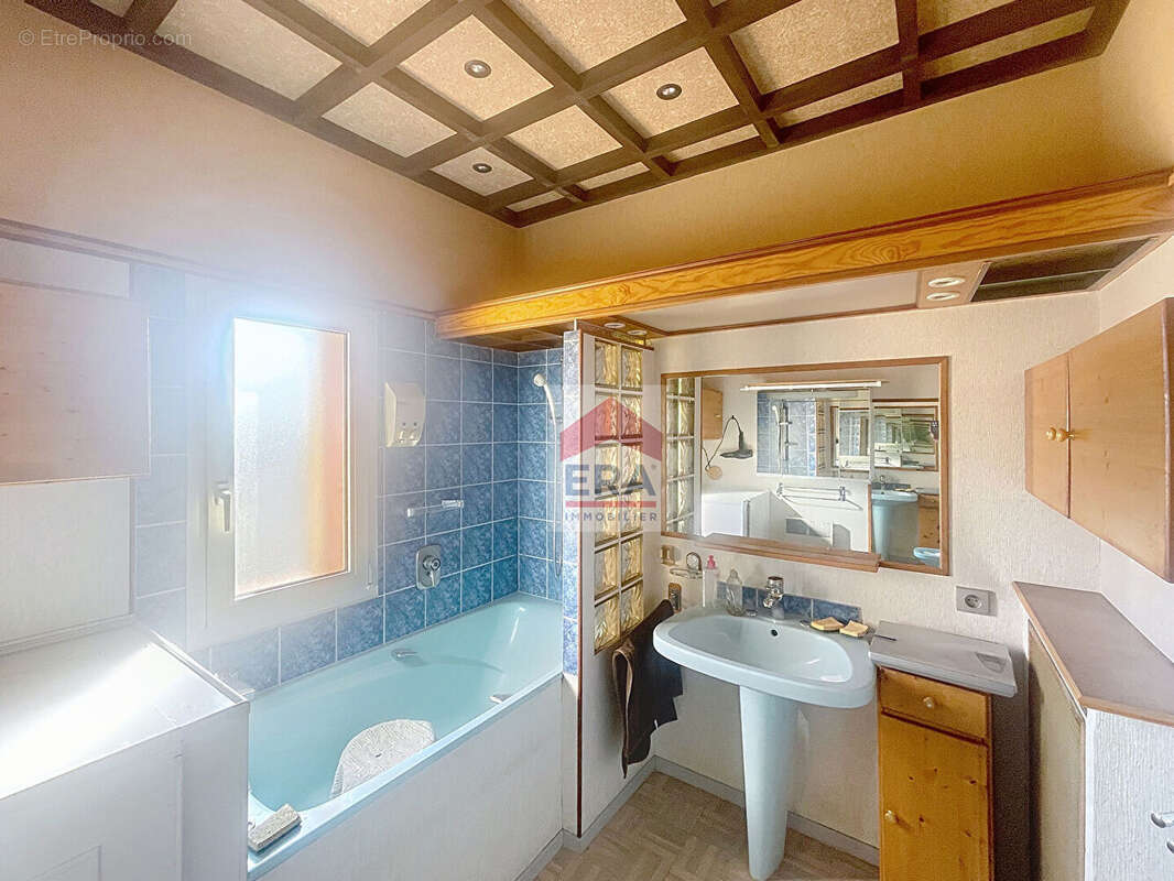 Appartement à MARSEILLE-14E