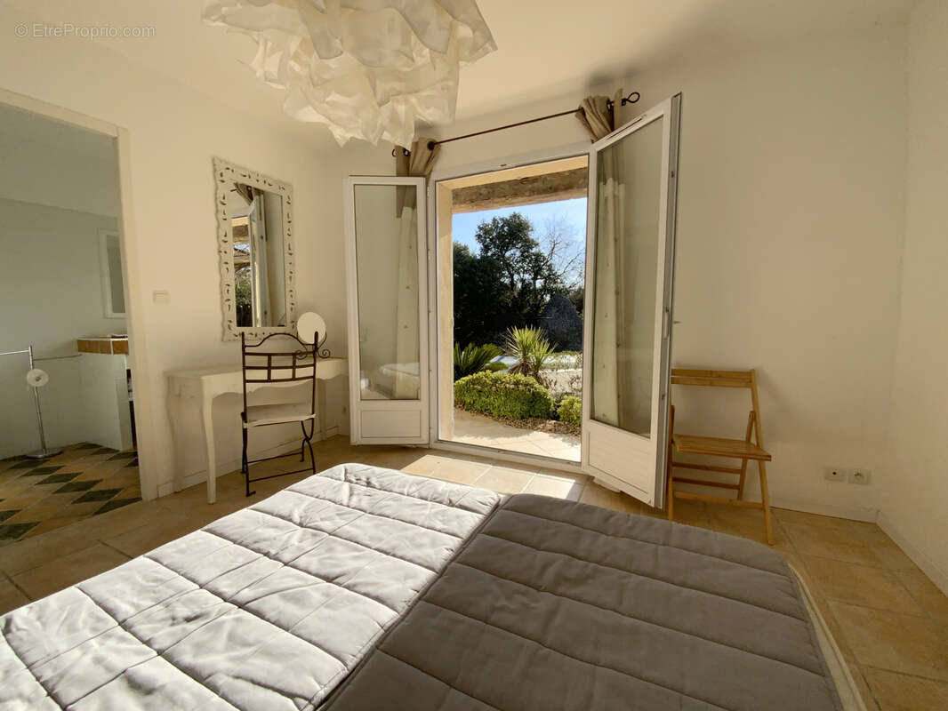 Maison à UZES