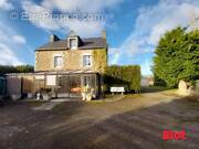 Maison à MINIAC-MORVAN