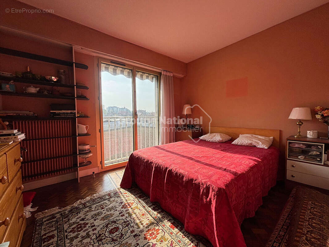 Appartement à VERSAILLES