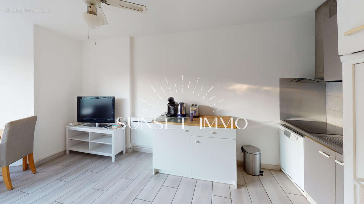 Appartement à SAUSSET-LES-PINS