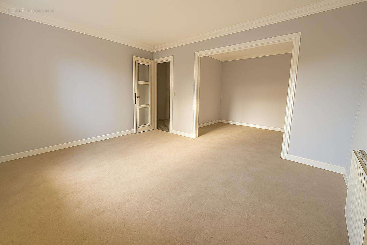 Maison à DAMMARIE-LES-LYS