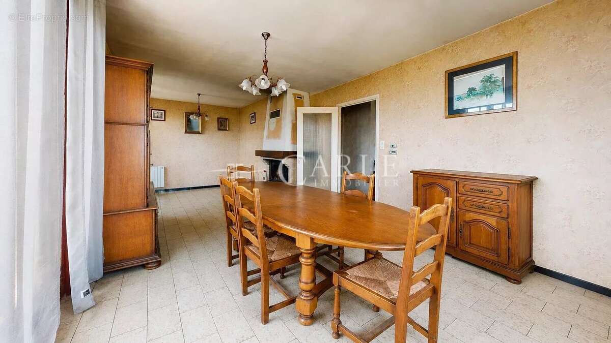 Maison à PUSIGNAN
