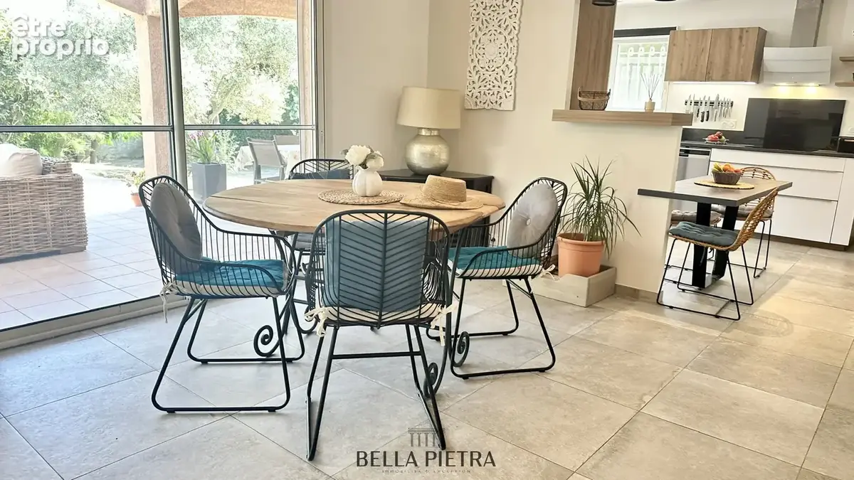 Maison 4 pièces 126 m² à vendre à Aubais (30250) - photo 4