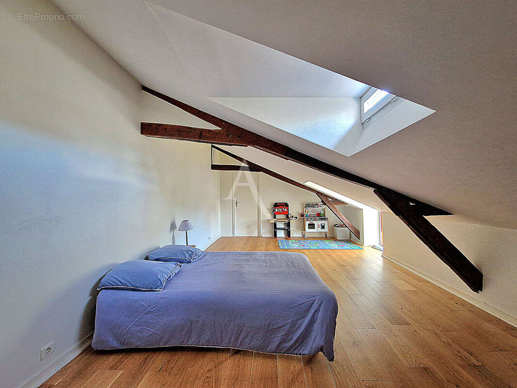 Maison Chateauneuf Sur Sarthe 8 pièce(s) 216 m2 - photo 18