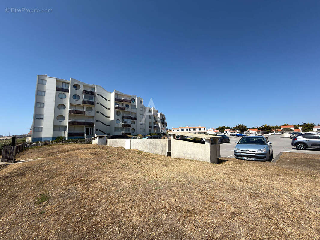 Parking à SAINT-GILLES-CROIX-DE-VIE