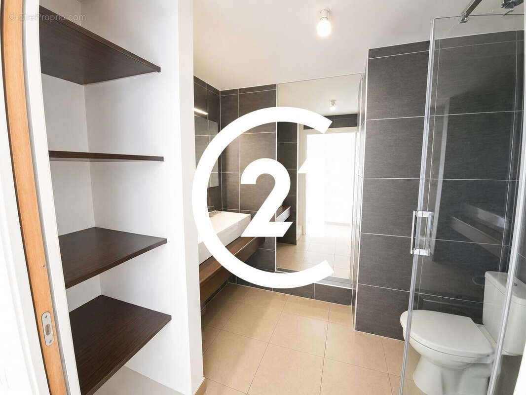 Appartement 96 m² à Fort-De-France  - photo 8