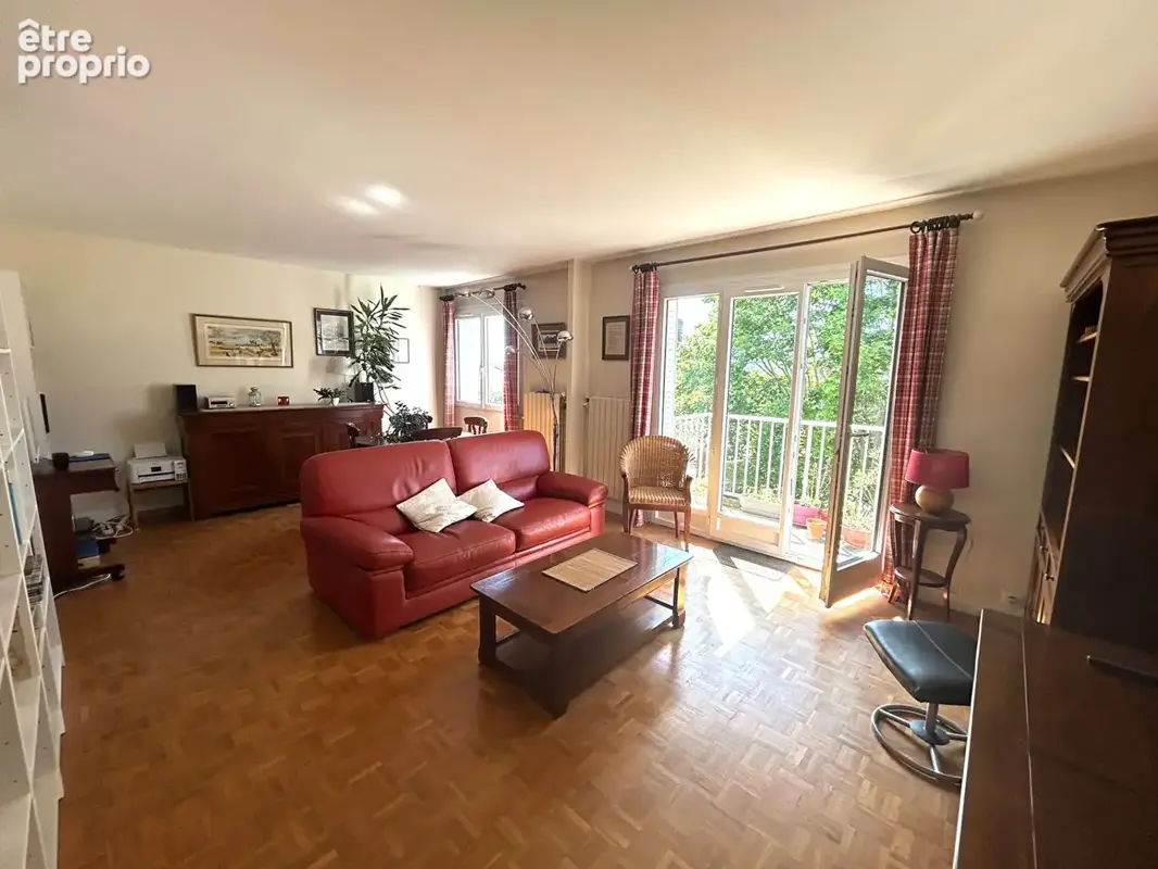 Appartement 3 pièces 64 m² · à L'Haÿ-les-Roses · 64 m² · 249 000 €
