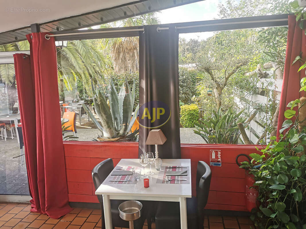 Commerce à LE VERDON-SUR-MER