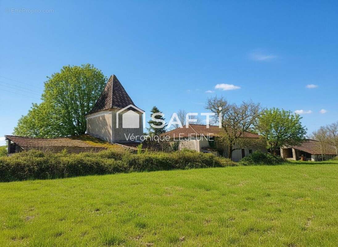 Maison 150 m² à Castella  - photo 2