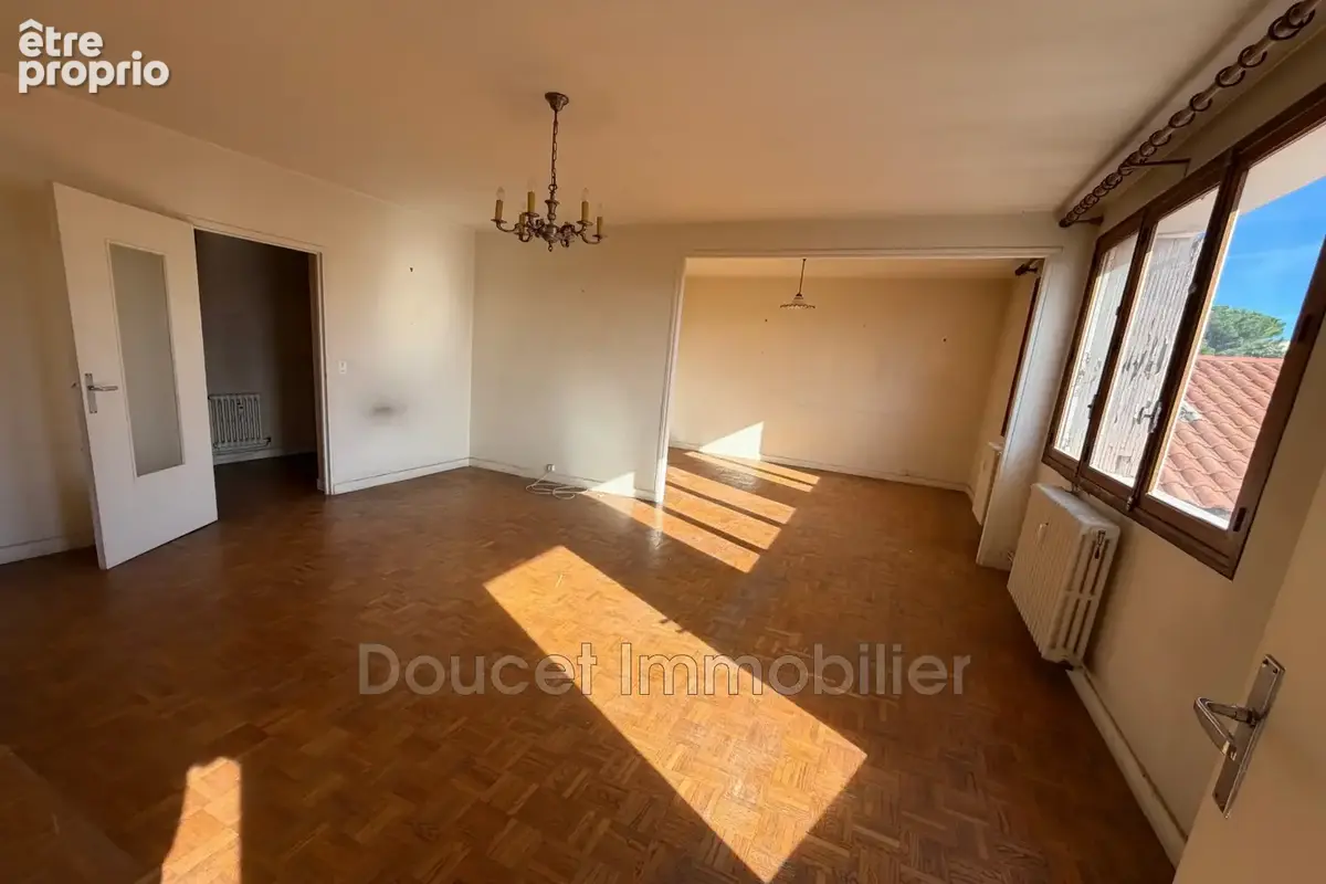 Appartement 3 pièces 88 m² à vendre à Beziers (34500) - photo 2