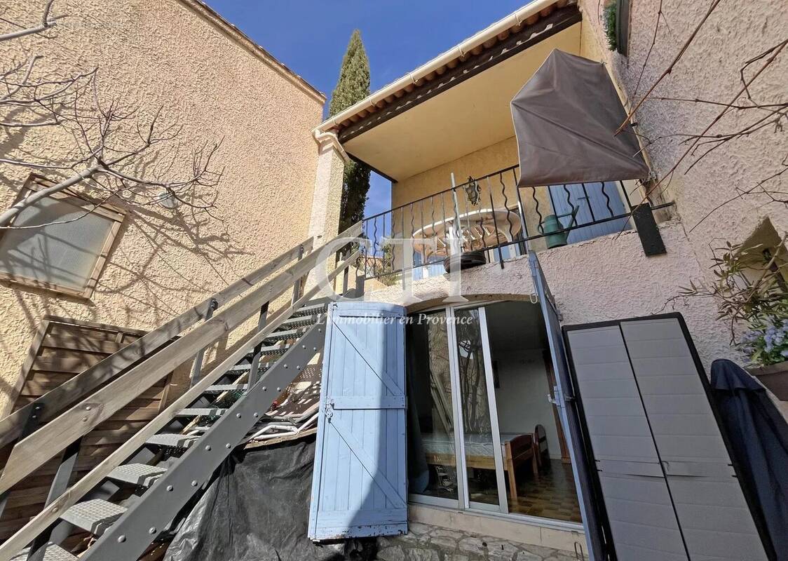 Maison à VAISON-LA-ROMAINE