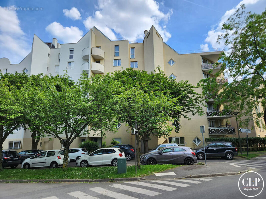 Appartement à ROSNY-SOUS-BOIS