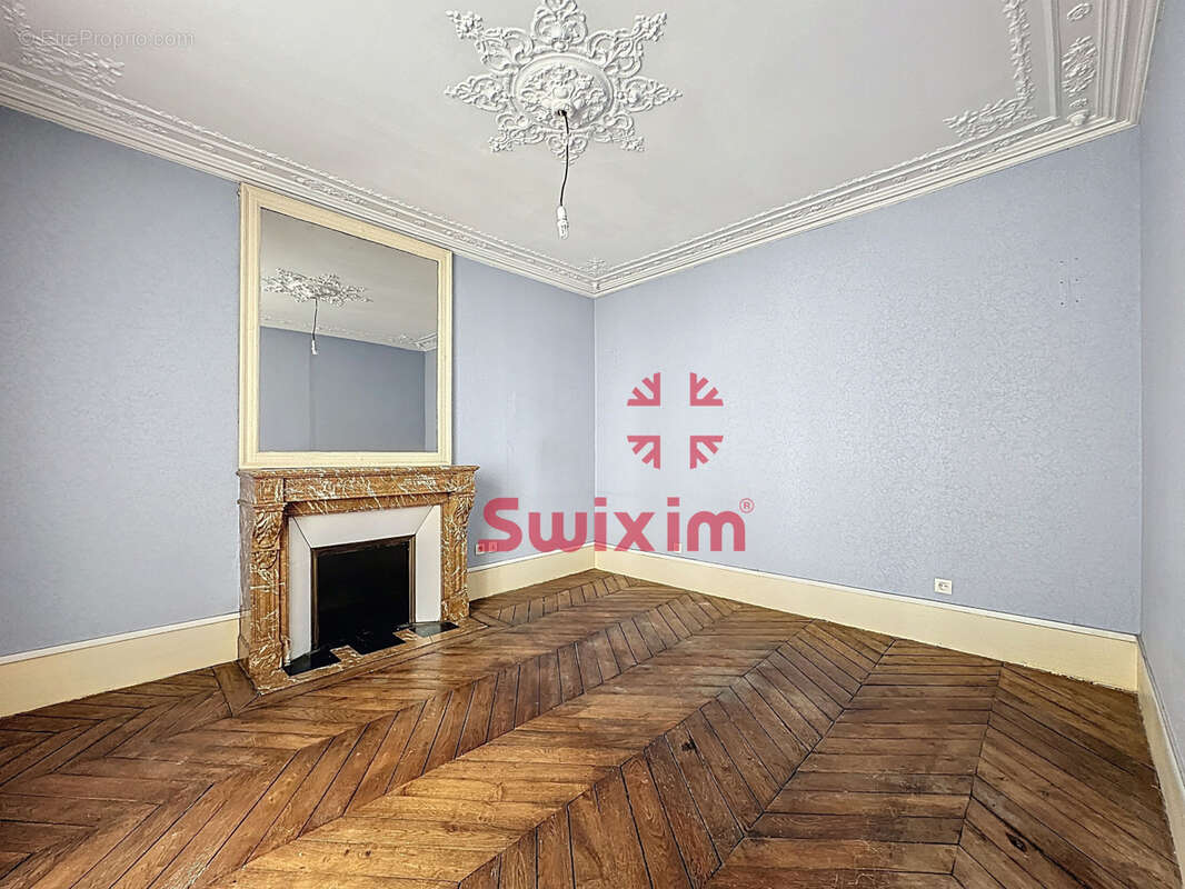 Appartement à PARIS-11E