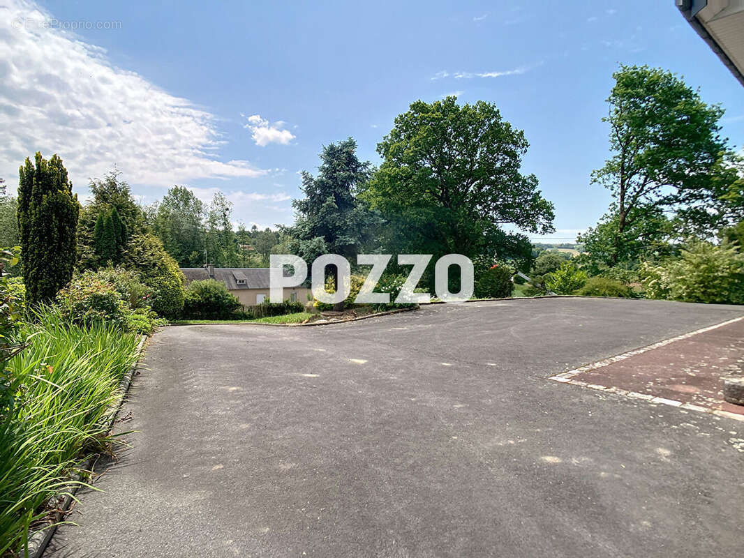 Maison à ISIGNY-LE-BUAT